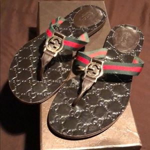 Gucci flats